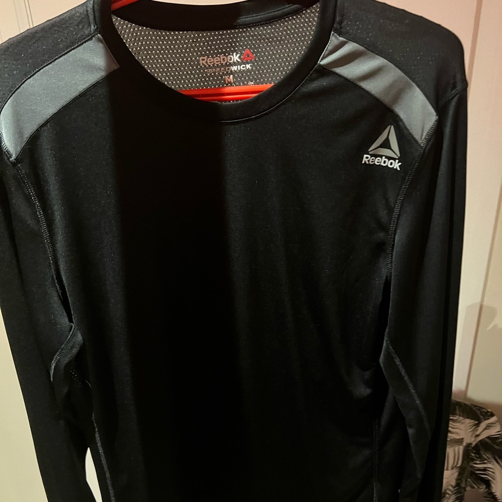 REEBOK DRI-FIT SHIRT